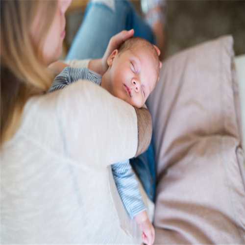 试管婴儿之输卵管积液的症状体征有哪些